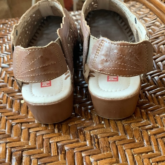 PIKOLINOS Brown Floral Pattern Mules - Picture 5 of 11